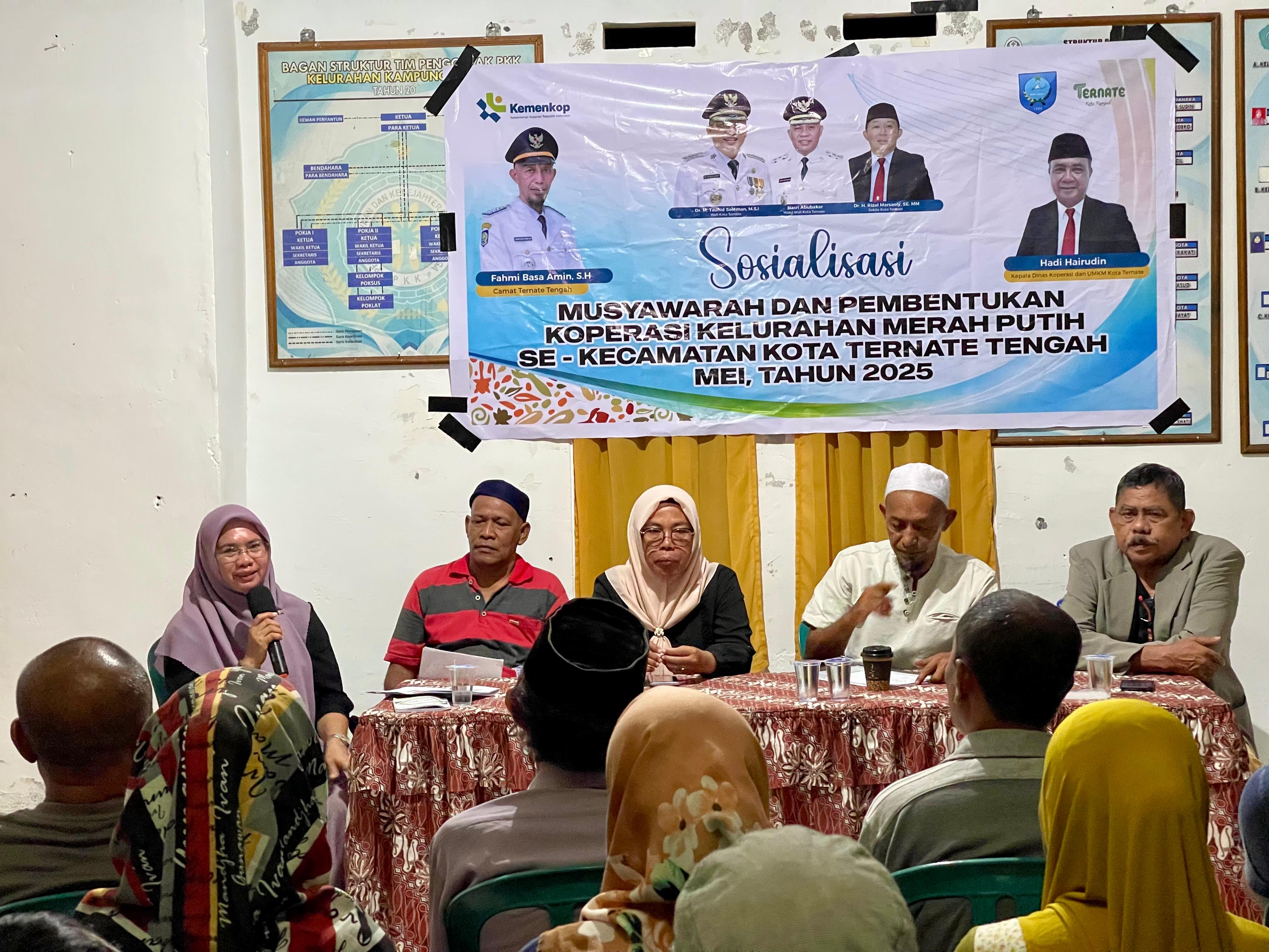 Sosialisasi Pembentukan Koperasi Merah Putih di Kelurahan Kampung Pisang, Ternate Tengah